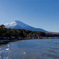 昼間の天気のいい日だとこんなキレイな富士山が見られる。
