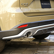 マツダ CX-5 フィールドジャーニーのオプション装着車。バンパーやホイールなど、専用のものが多数用意される
