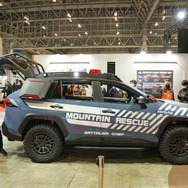 豊田自動織機 RAV4“5D ADVENTURE 2022”（東京オートサロン2022）