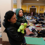 ウクライナ、リヴィウ市内の避難所（3月11日）