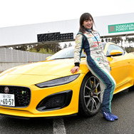 ジャガー F-TYPE R と猪爪杏奈