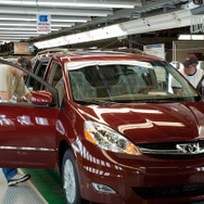 トヨタ、グローバル生産台数が26.6％減…11月実績