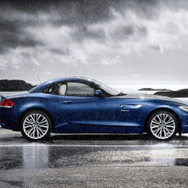【写真蔵】BMW Z4ロードスター 新型…紺もスタイリッシュ