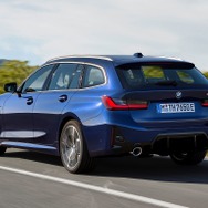 BMW 3シリーズ・ツーリング 改良新型のPHV「330e」