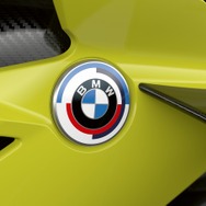 BMW M 50周年記念バッチ