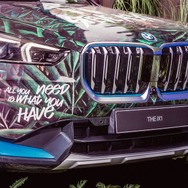 BMW iX1 のアートカー