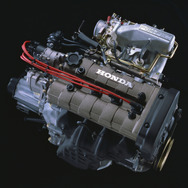 1.6L DOHC 16バルブ + PGM-FI エンジン（ホンダ シビック 3代目 4ドア Si）