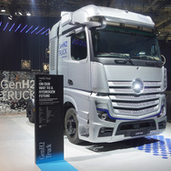 メルセデストラックの燃料電池トラック『GenH2』（IAAトランスポーテーション2022）