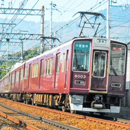 阪急神戸線の列車。