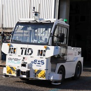 三菱ふそうトラック・バス：無人自動けん引車（AIT）を公開