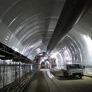 新小樽～札幌間に設けられる朝里トンネル（全長4.39km）の現場。2022年7月。