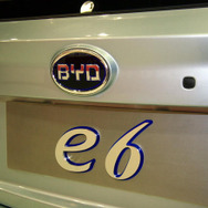 【デトロイトモーターショー09】BYD e6 航続距離400kmの電気自動車…SCL