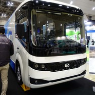 EVモータースジャパンが展示した商用EVのプロトタイプ（オートモーティブワールド2023）
