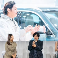 井浦さんは、BMW iX1に試乗したときが電気自動車初体験だったとのこと。