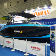スポーツボートのヤマハ255X（ジャパン・インターナショナルボートショー2023）