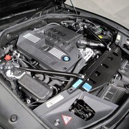 【BMW 7シリーズ 新型発表】ハイブリッドは来年、その他のバリエーションは？