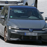 VW ゴルフ GTE 改良新型プロトタイプ（スクープ写真）