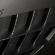 メルセデスベンツ SLRマクラーレン 特別限定車を日本発売…7300万円