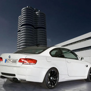 BMW M3 に特別仕様車---専用の内外装