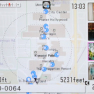 撮影した位置情報は内蔵する地図上にブルーで表示され、そこには撮影した方角も示される