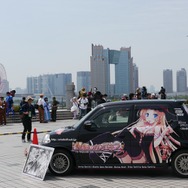 東京ビッグサイトでコスプレイベント開催、とあるアニメキャラや痛車が登場