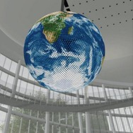 日本科学未来館、宇宙空間に浮かぶ地球を体感できる「つながりプロジェクト」 Geo-Cosmos CGイメージ