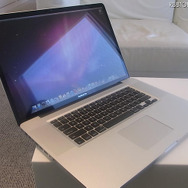 新型MacBook Pro（17型） 新型MacBook Pro（17型）