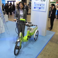 岩谷産業　水素自転車