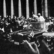 メルセデスベンツ300SEL（W109）ランドレー。1978年、ヨハネ・パウロ2世のローマ法王就任直後のパレード