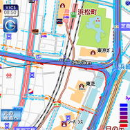 地図上でプローブ交通情報は破線、VICS交通情報は実線で表示される。それぞれ赤が渋滞、オレンジが混雑、青が空き道となっている。