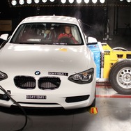 新型BMW1シリーズのユーロNCAPの衝突テスト