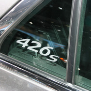 クライスラー300Cの最強グレード「SRT8」をベースに排気量を7.0リットルへ拡大した「300S 426」(ロサンゼルスモーターショー11）