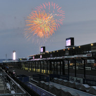 50周年を祝って花火も（3月3日）。