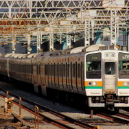 東海道線からの撤退が続く211系