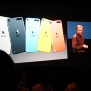 米国プレスイベントの様子/5色展開となった第5世代iPod touch