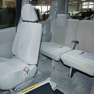 トヨタ ノア サイドリフトアップシート車（標準タイプ）　3列目シーツの実用性も十分