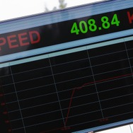 量産オープンカーの世界最高速記録となる408.84 km/hを計測したブガッティヴェイロン16.4 グランスポーツ ヴィテッセ（参考画像）