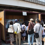 東京貨物ターミナル駅の一般公開と同様、コンテナを使った写真展示などが行われた。