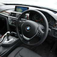 BMW 328i グランツーリスモ スポーツ