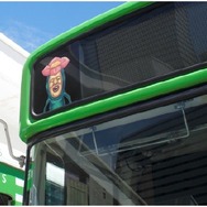 2012年の「こびとぐりーん」前方行先表示。夏休み期間中はラッピングバス「こびとぐりーん」を運行するとともに、「ぐりーん」の子供運賃無料キャンペーンを実施する。