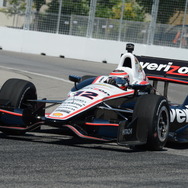 ウィル・パワーは最終周に上位から脱落。写真：IndyCar