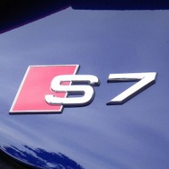 S7スポーツバック
