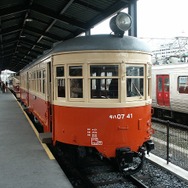 九州鉄道記念館で保存展示されているキハ07形気動車（キハ07 41）。