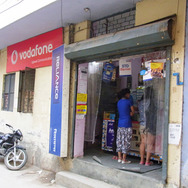 インドの携帯電話ショップ