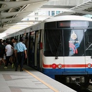 バンコク高架電車ＢＴＳ、１日平均乗客数６０万人突破