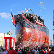 川崎重工業、リベリアのレプタ・シッピング・カンパニー・リミテッド向け55型ばら積運搬船「オリエント・アイリス」の命名・進水式を開催