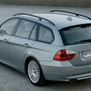 BMW 3シリーズ ツーリング 登場---速い上に便利