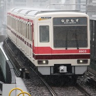 北大阪急行の電車。同社の鉄道路線に設定されている「日本一安い鉄道運賃」は、現在より10円高い90円になる。
