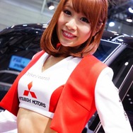 三菱自動車ブースコンパニオン（東京オートサロン14）