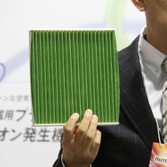 【東京オートサロン14】PM2.5を5分で99％以上除去するエアコンフィルター…デンソー
